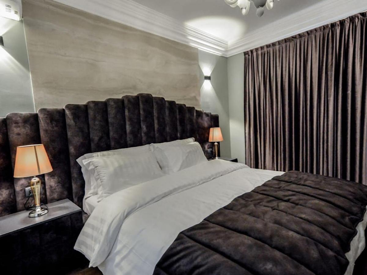 Hotel Vila Tirana Hotel 3*