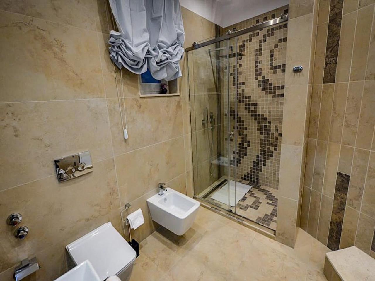 Hotel Hotel Vila Tirana 3*